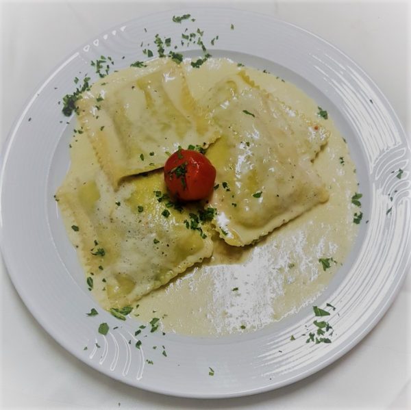 Ravioloni alla panna